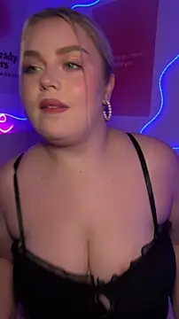 Snapshot of April_Vancee chatting on 06-29-26, 03:56 April Vancee online show from 06-29-26, 03:56