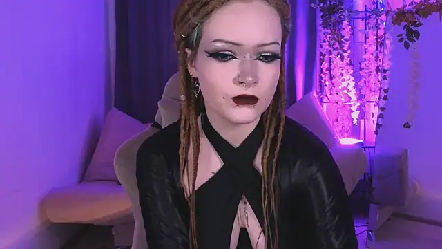 NicoleFlloret online show from 03-12-25, 05:57