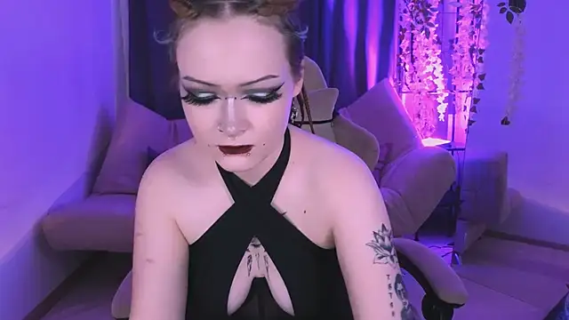 NicoleFlloret online show from 03-12-25, 09:02