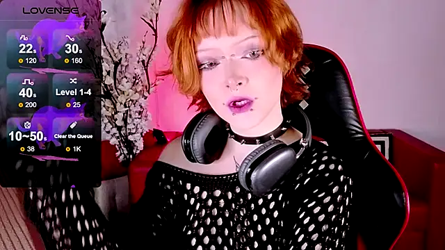 NicoleFlloret online show from 09-29-25, 08:24
