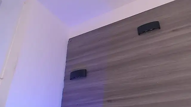 SashaNova online show from 04-10-26, 04:28