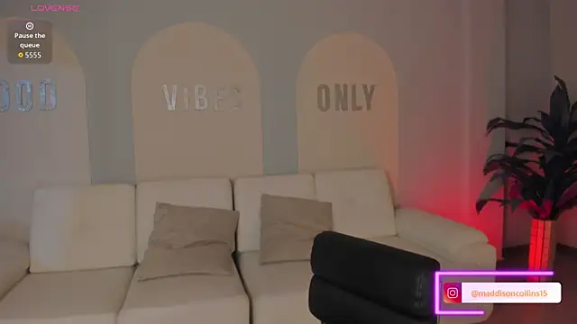 MaddisonCollins online show from 12-18-25, 11:05