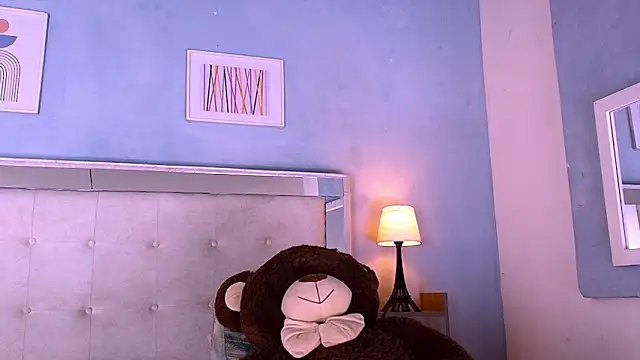 Emily Castillo 1 online show from 12-21-25, 05:03