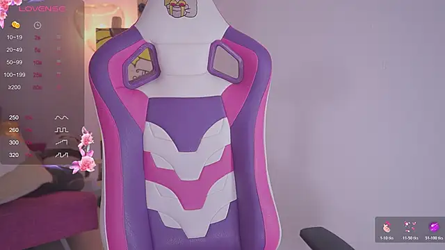 Snapshot of tommy_blue chatting on 11-06-25, 03:46 tommy blue online show from 11-06-25, 03:46