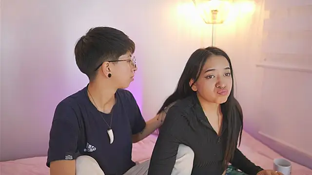 Snapshot of tommy_blue chatting on 01-10-26, 07:54 tommy blue online show from 01-10-26, 07:54