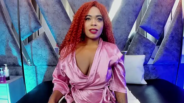 CandyMartinez  online show from 12-22-25, 08:28