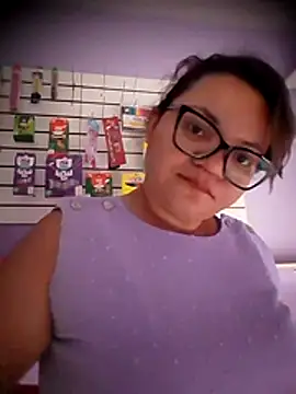 Snapshot of viviksmel chatting on 05-07-26, 04:12 viviksmel online show from 05-07-26, 04:12
