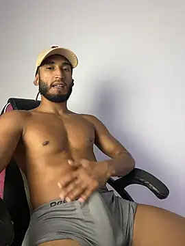 Snapshot of Dasul_ chatting on 05-17-26, 07:10 Dasul online show from 05-17-26, 07:10