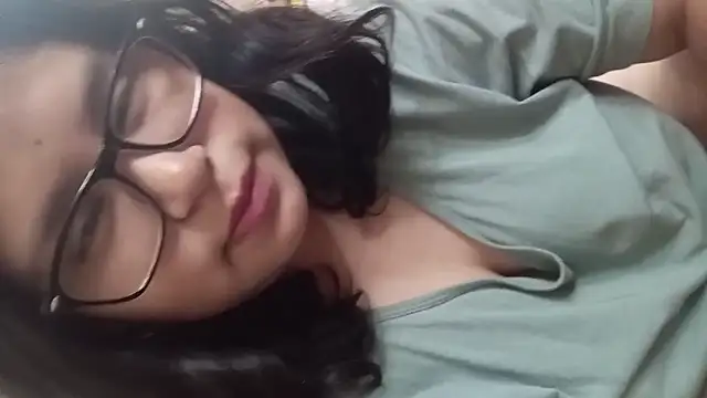 Snapshot of Maferyale chatting on 02-23-26, 07:17 Maferyale online show from 02-23-26, 07:17