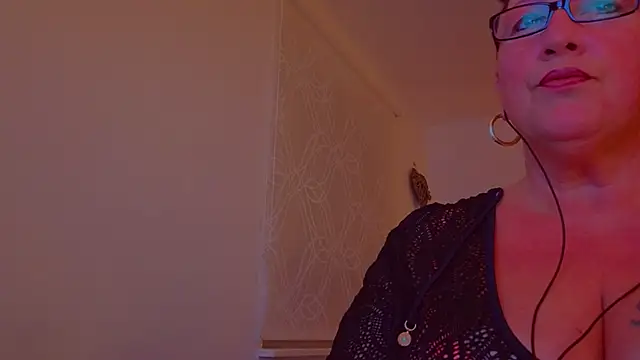 Snapshot of conny99 chatting on 09-13-25, 08:08 conny99 online show from 09-13-25, 08:08