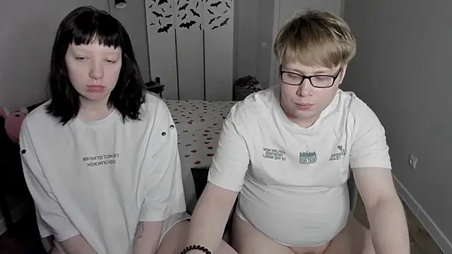 Snapshot of JayMollyy chatting on 01-18-26, 04:44 JayMollyy online show from 01-18-26, 04:44