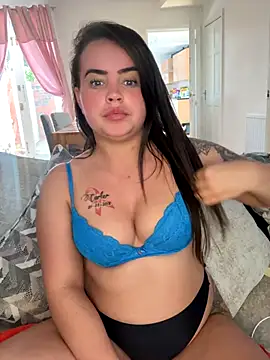 Snapshot of Sophie_23XX chatting on 10-10-25, 11:42 Sophie 23XX online show from 10-10-25, 11:42