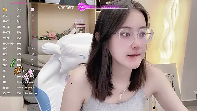 Snapshot of Foutunestar chatting on 03-19-25, 03:51 Foutunestar online show from 03-19-25, 03:51