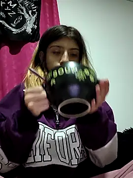 KratosAfroditacs online show from 03-04-26, 08:37