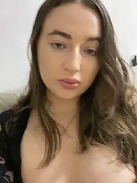 AlisaQSky online show from 11-04-25, 10:25