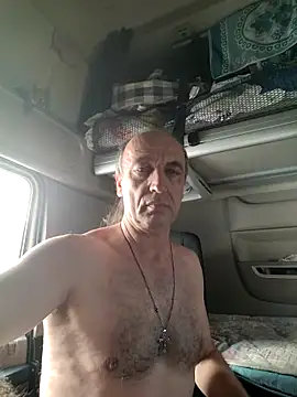 Snapshot of aleksis1313 chatting on 03-13-25, 03:39 aleksis1313 online show from 03-13-25, 03:39