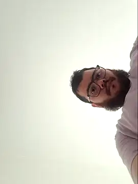 Snapshot of Edmund98 chatting on 03-20-25, 05:15 Edmund98 online show from 03-20-25, 05:15