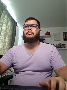 Snapshot of Edmund98 chatting on 11-13-25, 06:29 Edmund98 online show from 11-13-25, 06:29