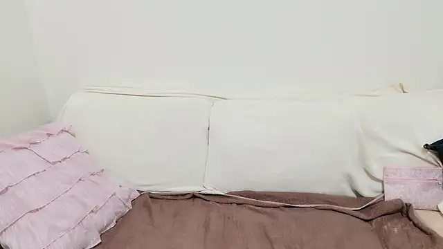 pppYukaqqq online show from 02-17-26, 11:50