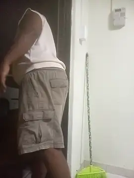 Latte1204 online show from 04-13-26, 06:35