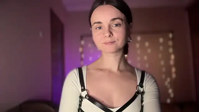 Snapshot of lanaloulou chatting on 09-11-25, 10:54 lanaloulou online show from 09-11-25, 10:54