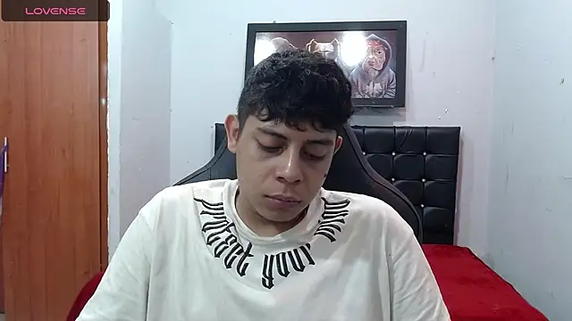 Alejandroo 22 online show from 03-17-25, 07:15
