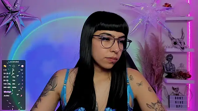 Snapshot of Saraa_Desiree chatting on 03-04-25, 10:49 Saraa Desiree online show from 03-04-25, 10:49