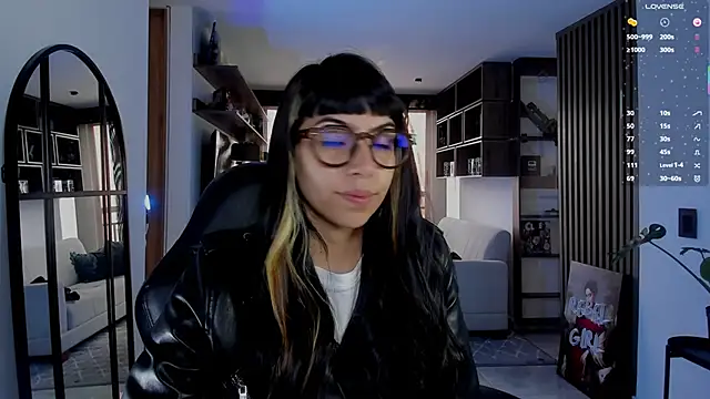 Saraa Desiree online show from 03-19-26, 03:16