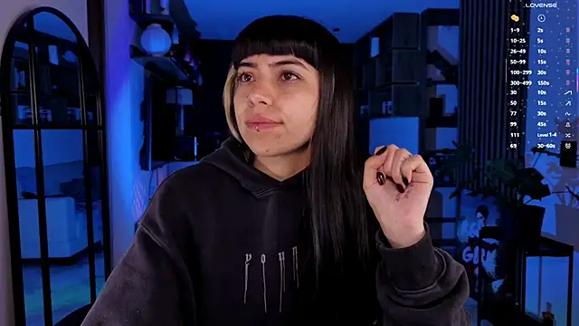 Saraa Desiree online show from 04-10-26, 06:40