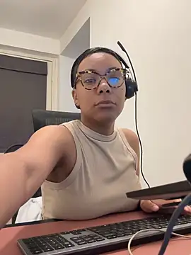 Melia Rayne online show from 03-24-26, 10:20