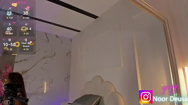Candaceoweens online show from 05-20-26, 04:29