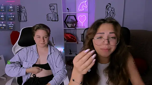 kiki swan online show from 10-10-25, 10:14