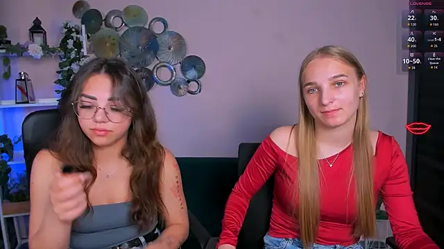 kiki swan online show from 05-29-26, 07:06