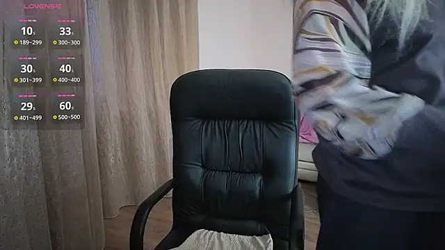 Wane Witch online show from 11-07-25, 01:33