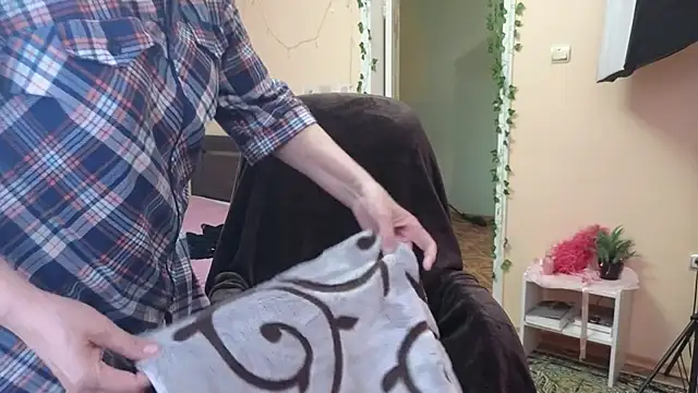 Wane Witch online show from 04-12-26, 04:34