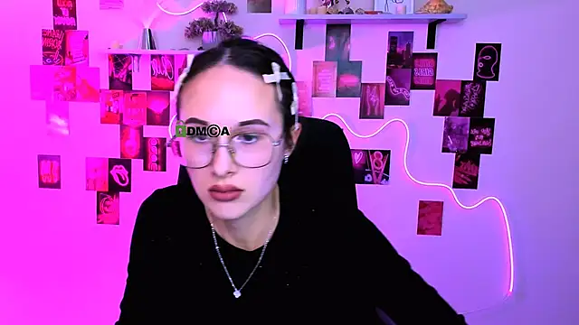 mona cloud online show from 03-04-26, 08:15