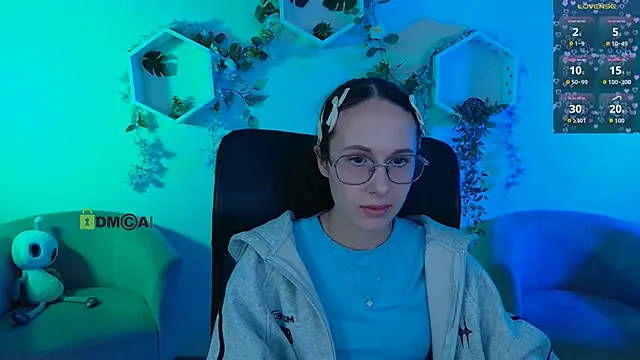 Snapshot of mona_cloud chatting on 06-19-26, 06:45 mona cloud online show from 06-19-26, 06:45