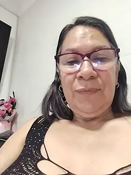 Snapshot of victoria_wayne chatting on 06-19-26, 09:13 victoria wayne online show from 06-19-26, 09:13