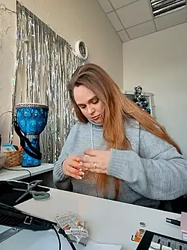 Juicy PeachLux online show from 01-15-26, 07:35