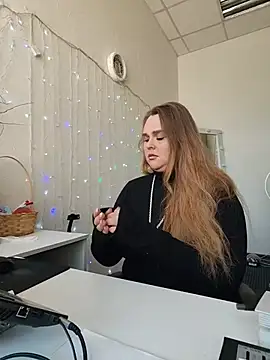Juicy PeachLux online show from 05-22-26, 07:48
