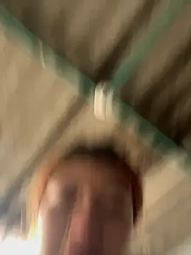 Karina Leon online show from 04-17-26, 04:10