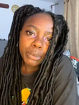 Snapshot of Kennya__ chatting on 09-12-25, 06:46 Kennya online show from 09-12-25, 06:46