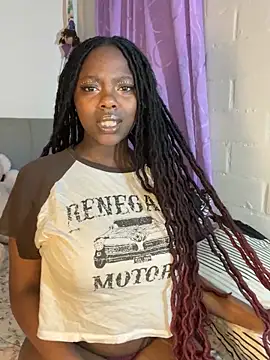 Snapshot of Kennya__ chatting on 10-03-25, 06:32 Kennya online show from 10-03-25, 06:32