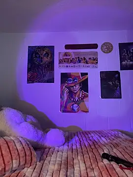 Snapshot of Kennya__ chatting on 12-21-25, 07:37 Kennya online show from 12-21-25, 07:37