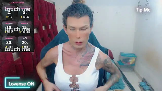 Snapshot of ana_tsxxx chatting on 08-03-26, 02:44 ana tsxxx online show from 08-03-26, 02:44