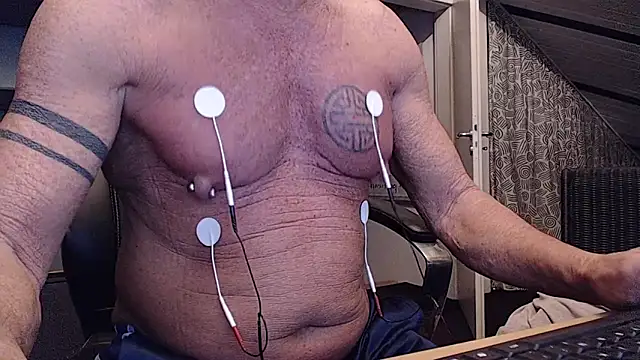 munichrubber online show from 10-29-25, 04:59