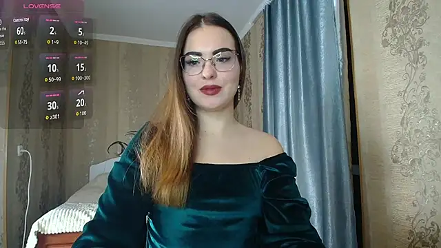 Snapshot of Leila_Kissyu chatting on 02-22-26, 06:28 Leila Kissyu online show from 02-22-26, 06:28