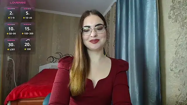 Snapshot of Leila_Kissyu chatting on 03-12-26, 04:35 Leila Kissyu online show from 03-12-26, 04:35