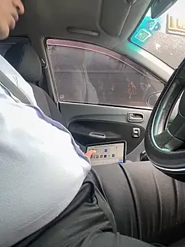 dam-her-boy online show from 10-27-25, 02:26