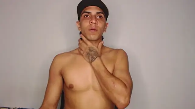 Monkey uchiha777 online show from 12-13-25, 11:10